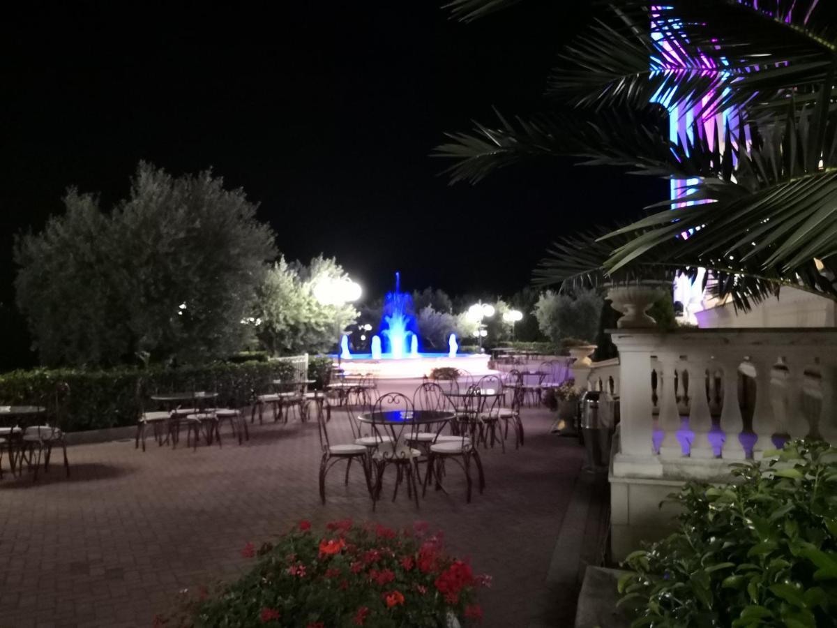 Hotel Villa Santa Maria Вилапиана Екстериор снимка